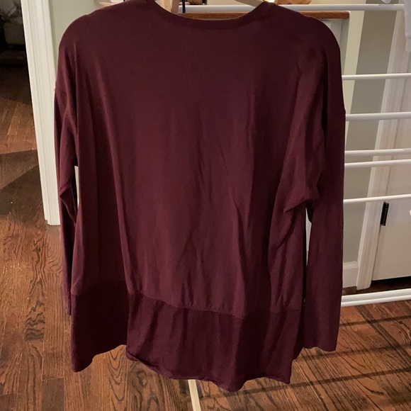 Lululemon Plum Long Sleeved Shirt - Size 6 - Picture 3 of 5